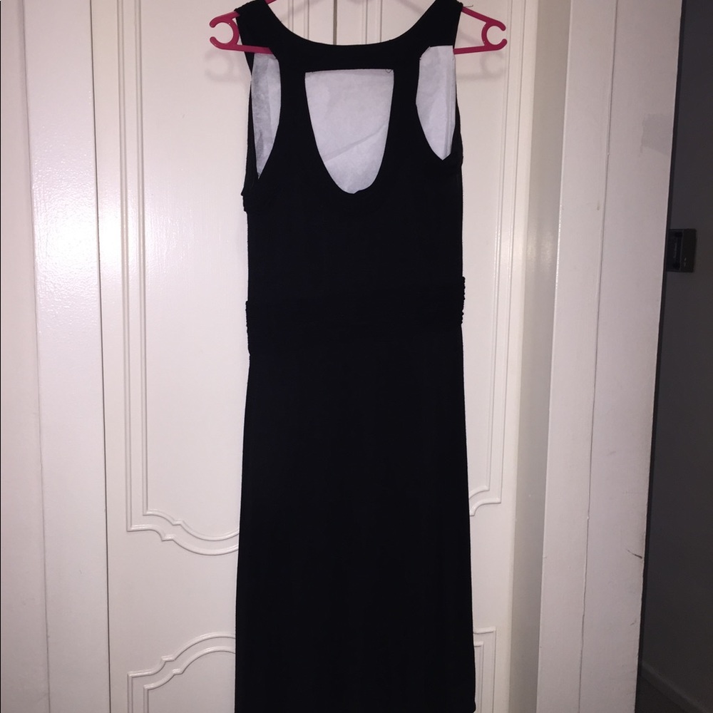 Max  studio dress with cut out back